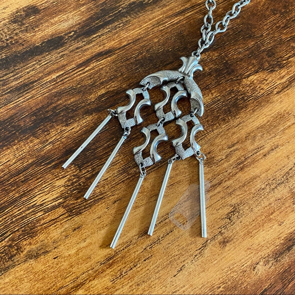 JJ Jonette long necklace